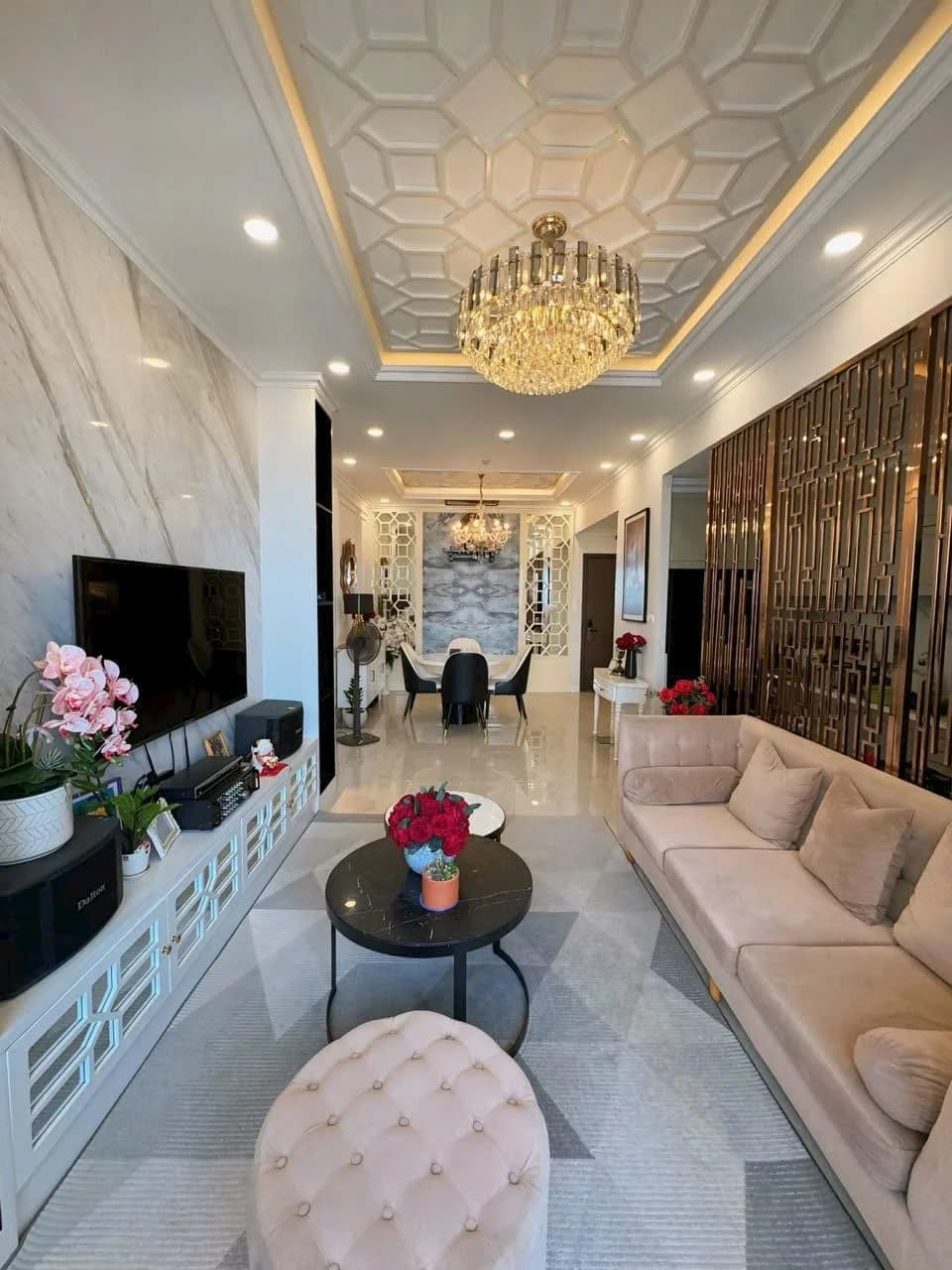 Hình ảnh Bán căn hộ 3 phòng ngủ Sunrise Cityview  - Mã MB24M6BL