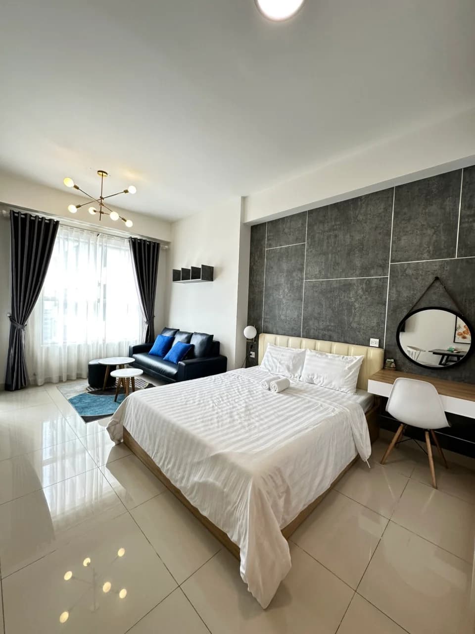 Hình ảnh Cho thuê căn hộ 1 phòng ngủ Sunrise Cityview - Mã CT24FIHM